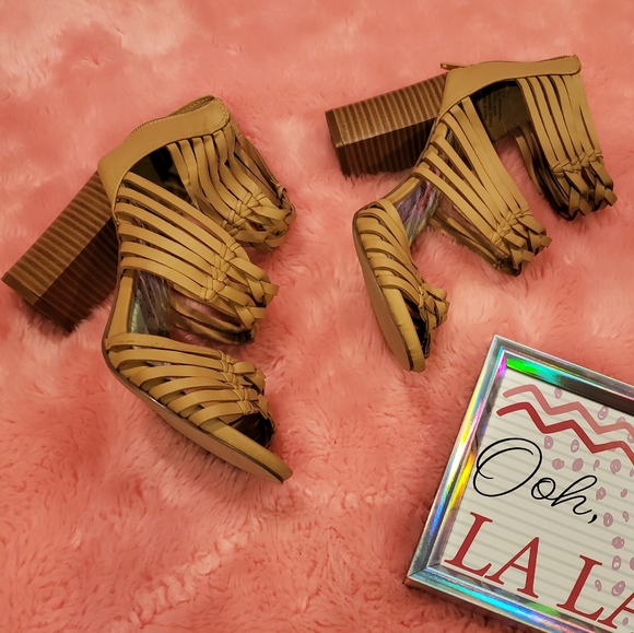 Madden Girl tan heels - Picture 3 of 16